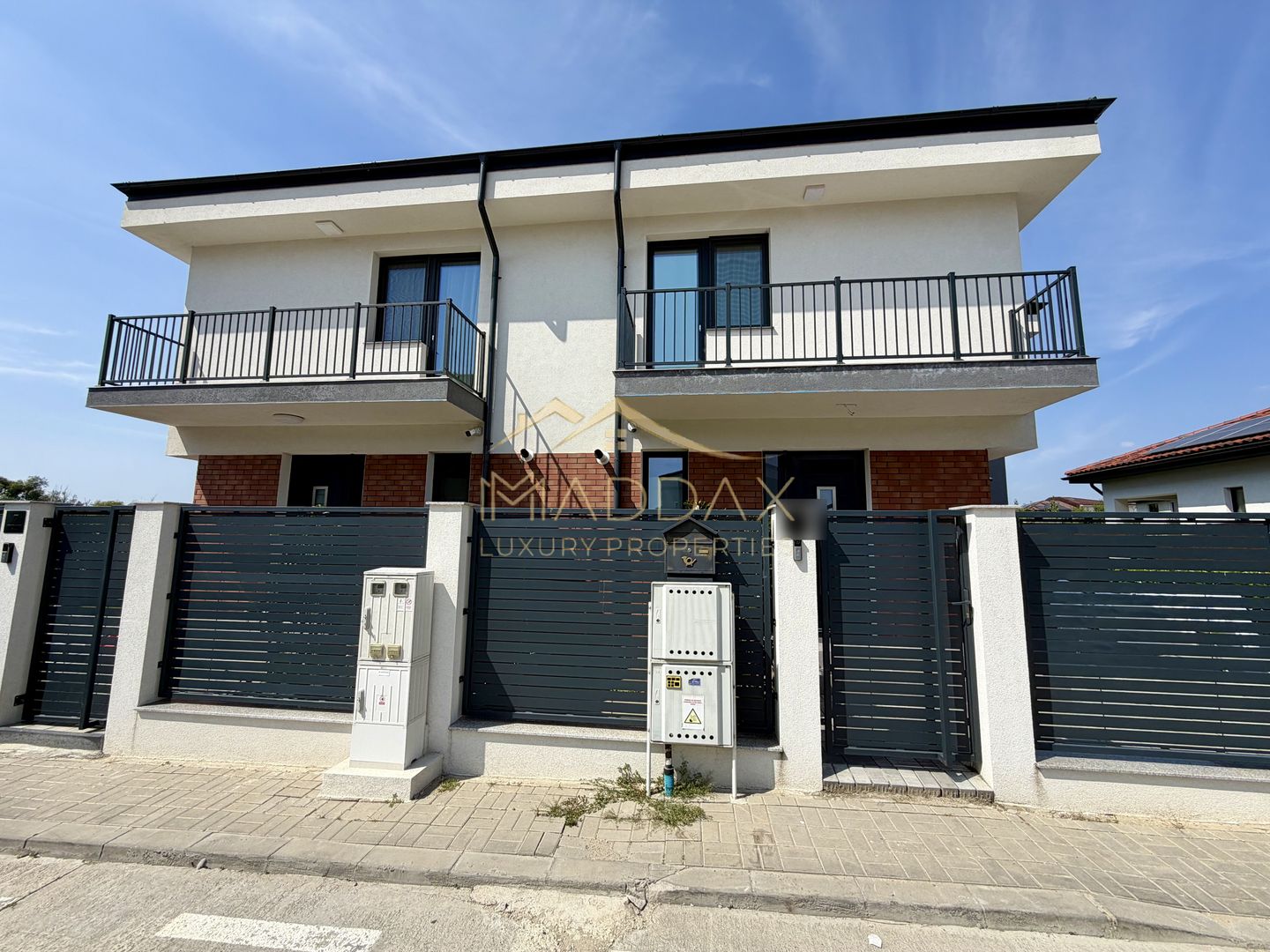 Vil de tip Duplex *P+1E+M* | 176 mp utili | mobilată complet | Chitila - Poză 1