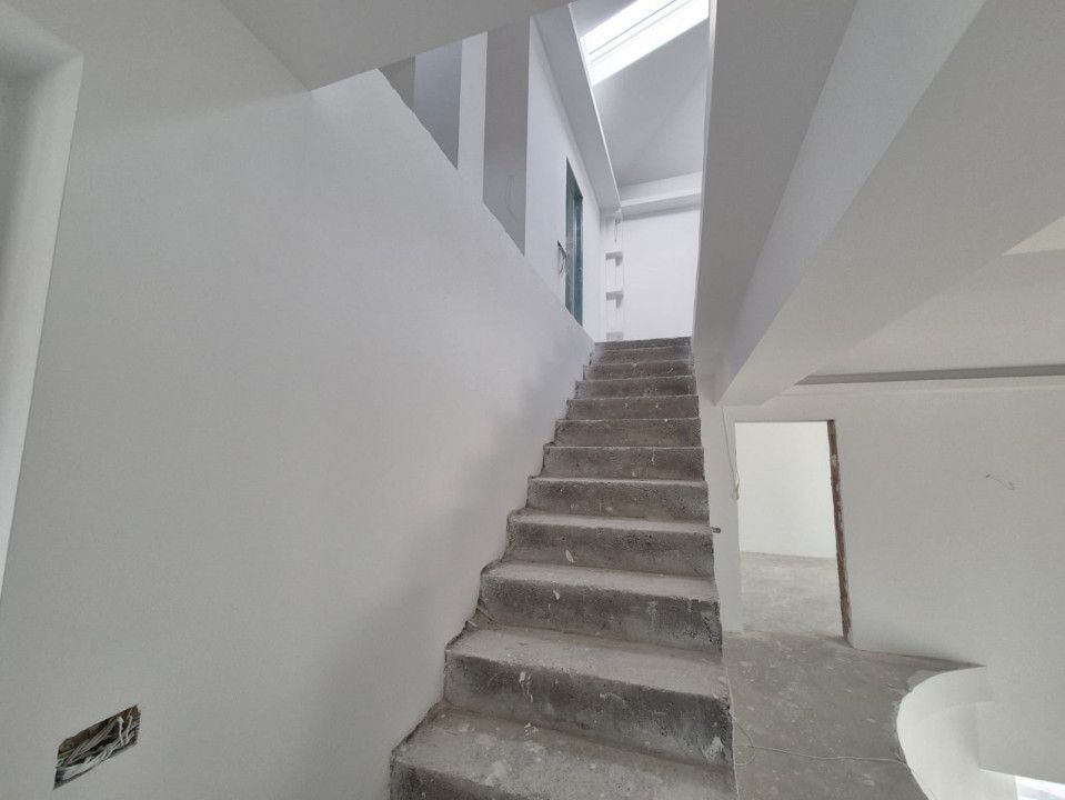 Casa visurilor la vanzare - Poză 19