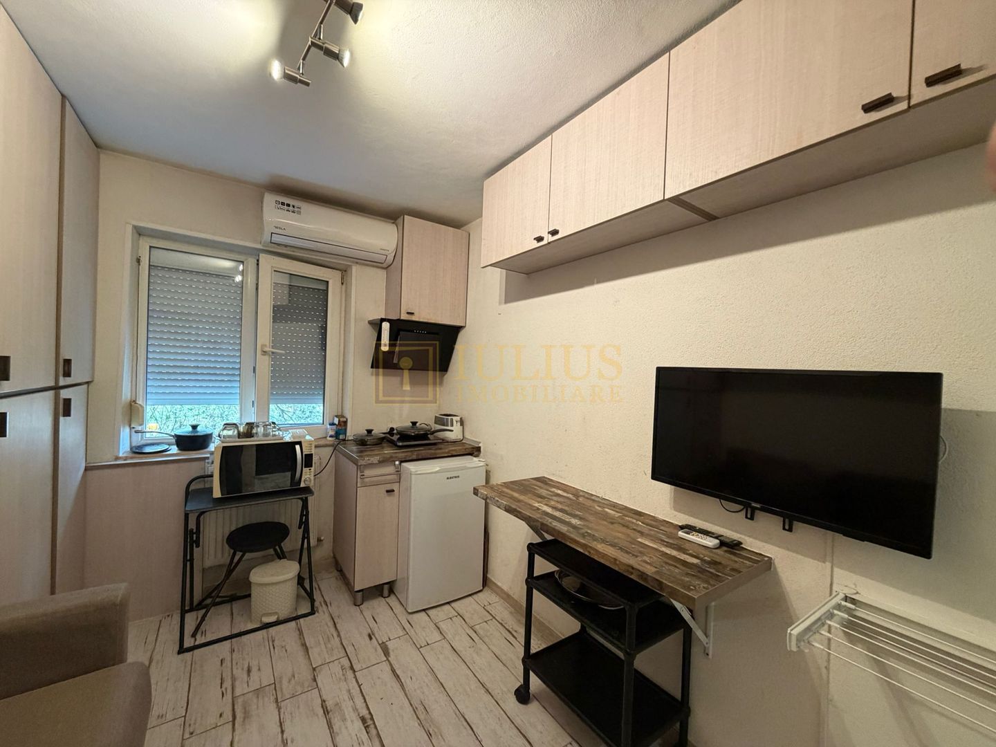 Garsoniera 20 mp, situata in Complexul Studentesc, disponibil imediat - Poză 2