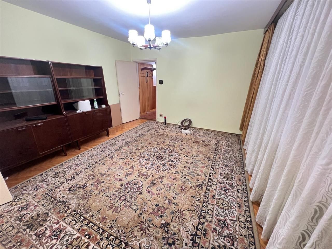 2 cam Girocului parter inalt  cu balcon - Poză 6