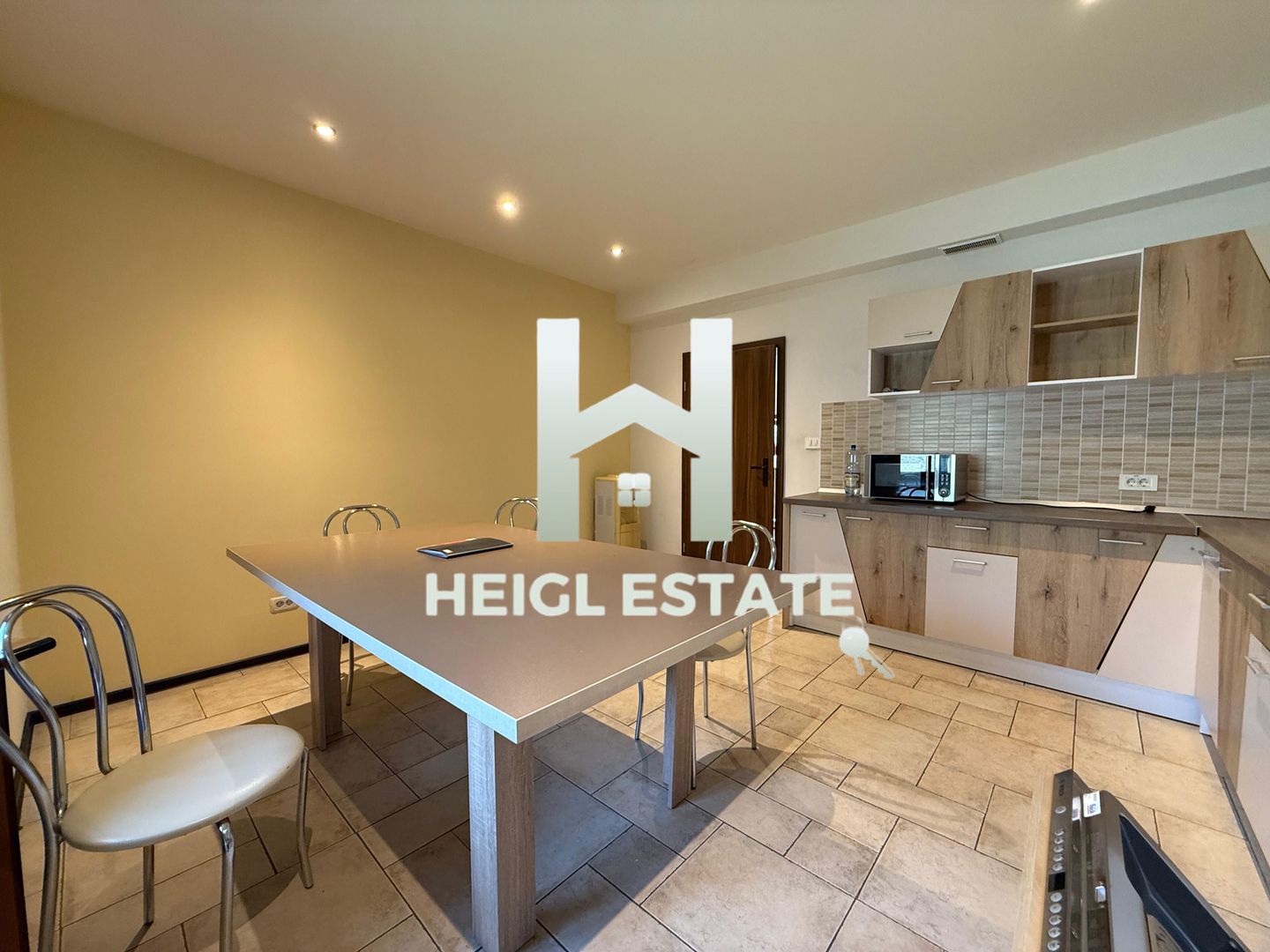 Casa individuala—perfecta pentru familie sau business - Poză 5