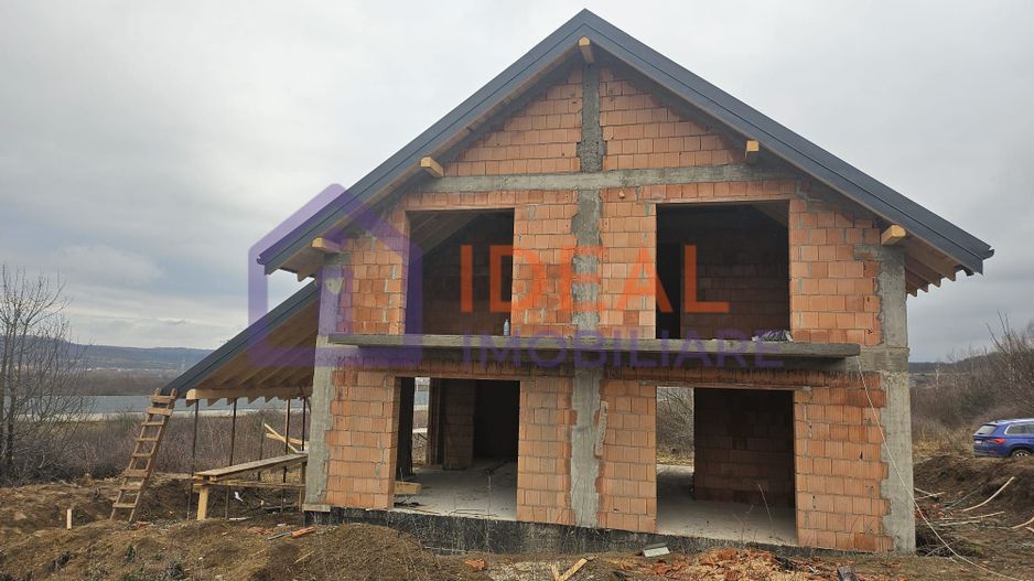 Casa Individuala cu 5 camere si 500 mp de curte, in Selimbar - Poză 11