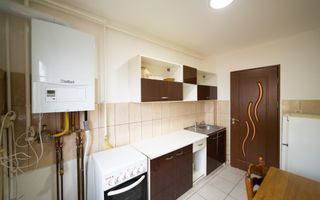 Apartament cu 3 camere de închiriat Vlaicu - Poză 15