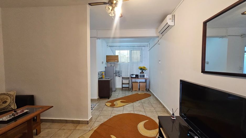 Apartament de vanzare cu 2 camere Eforie Sud aproape de mare - Poză 1