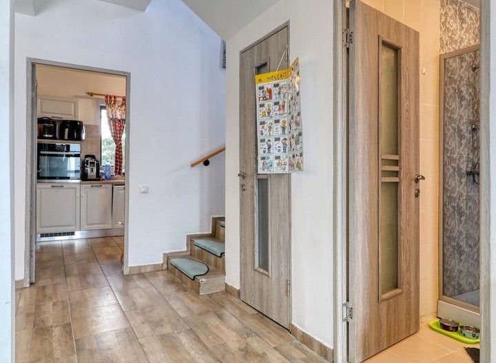 Tunari- Vilă individuală -4 camere si gradina- - Poză 18