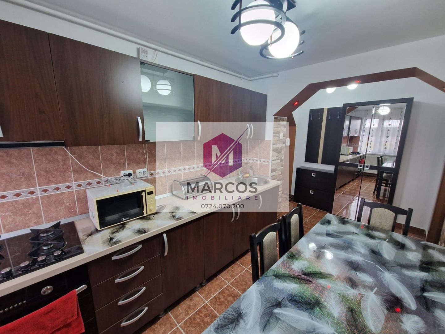 Inchiriez apartament 3 camere Muzeu - Poză 2