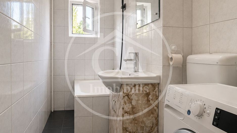 Apartament cu 3 camere de vânzare în zona Nufărul, Oradea - Poză 8