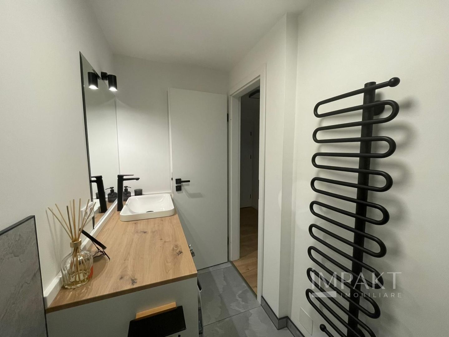 Apartament cu 2 camere in Buna Ziua - Poză 8