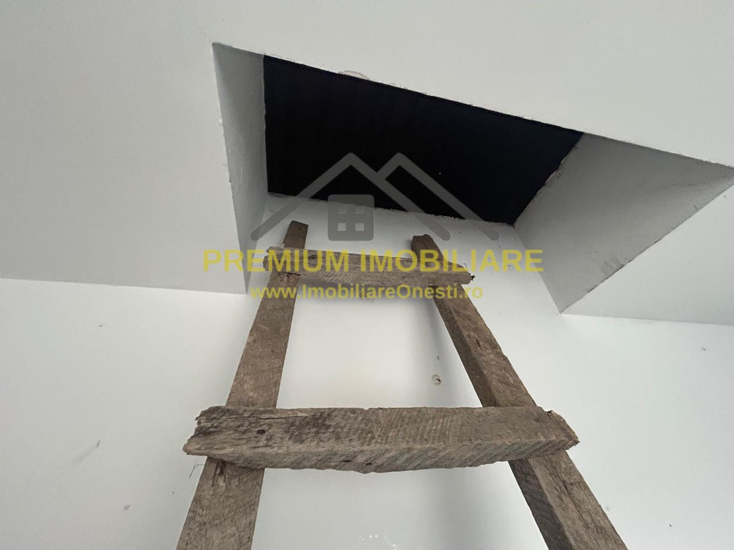 Casă de vânzare la 15 minute de Onești – teren 1000 mp - Poză 12