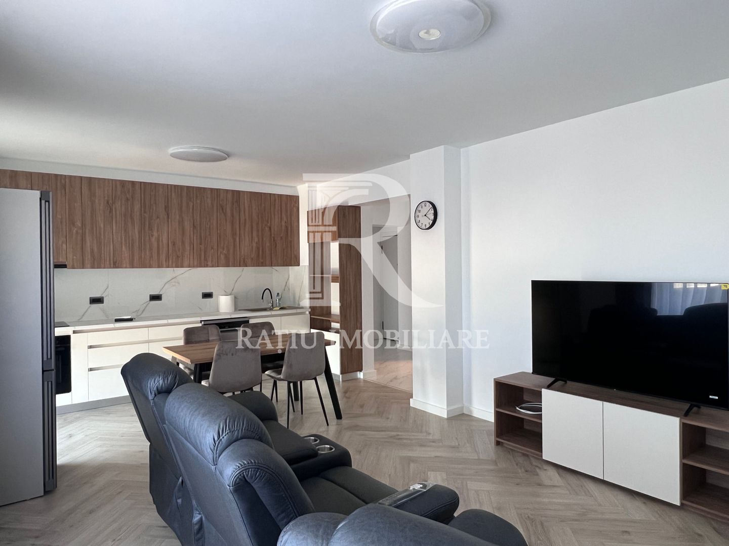 Apartament cu 3 camere | parcare subterana | Prima Green | Oradea - Poză 6