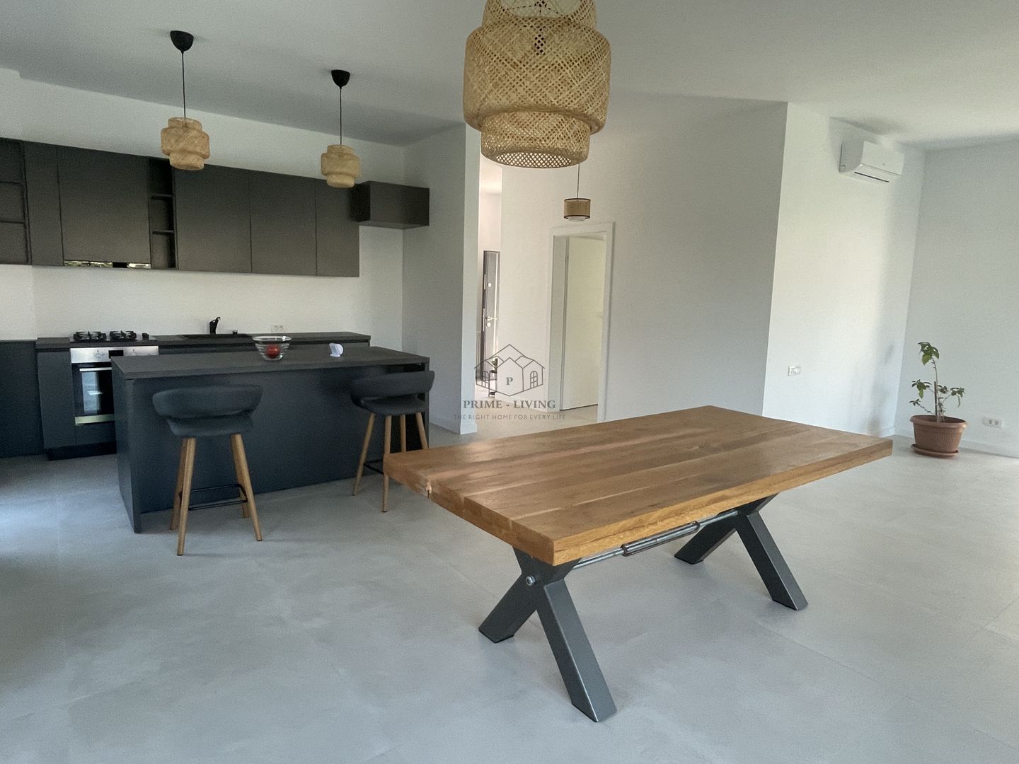 VILA NOUA SI MODERNA CU 5 CAMERE LA INCHIRIERE IN OTOPENI - Poză 2