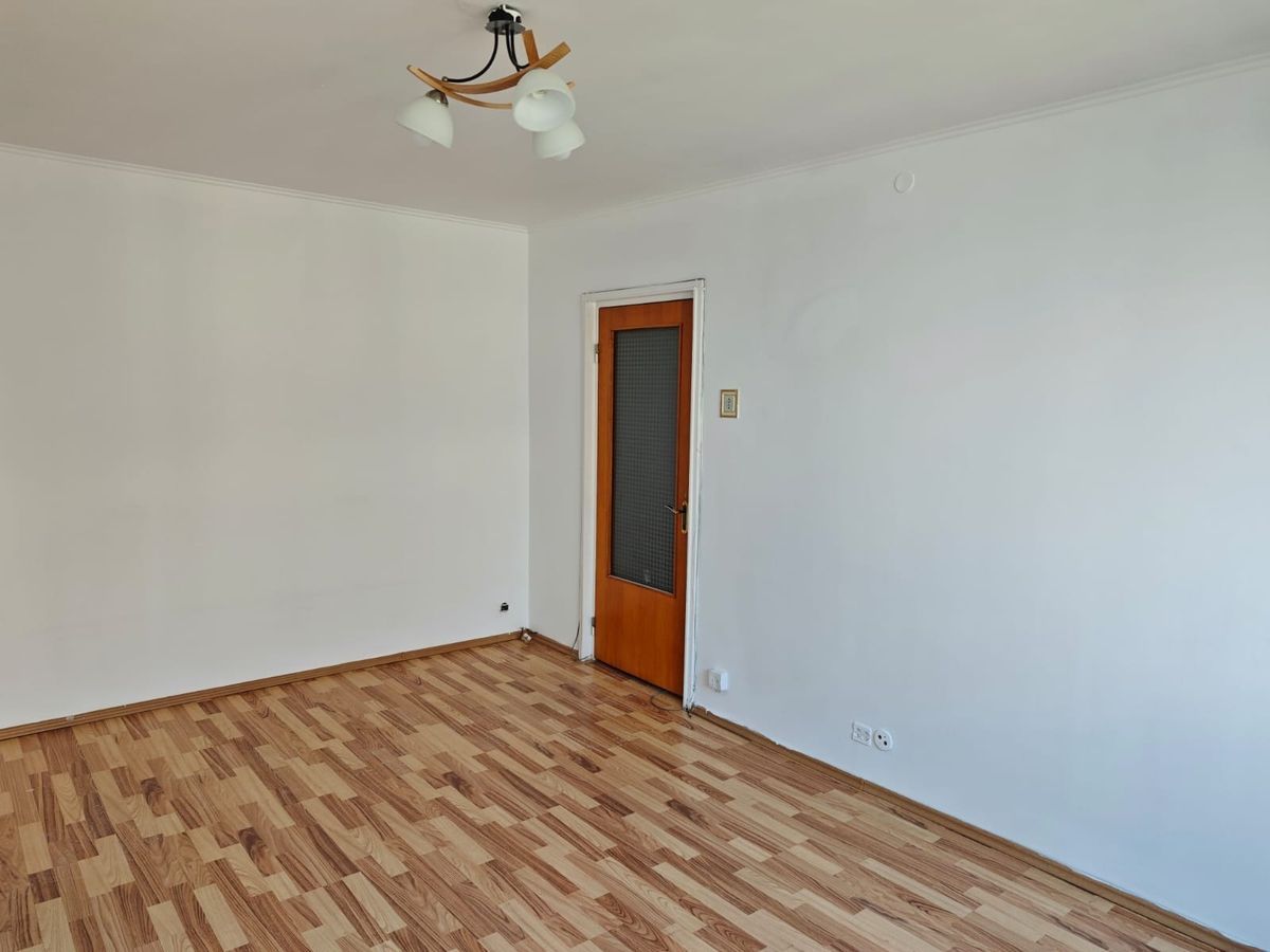 Apartament luminos 3 camere - Emil Racovita, 5 min. de metrou Piata Sudului - Poză 8