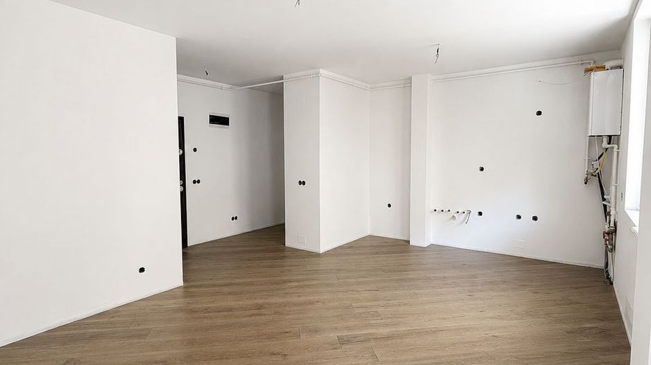 Apartament 3 camere, 2 bai, etaj intermediar, balcon, garaj, boxa - Poză 2