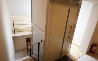 Vila  destinatie camin batrani - Poză 19