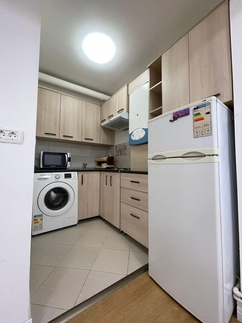 Garsoniera subsol de vanzare Bucurestii Noi - Poză 9