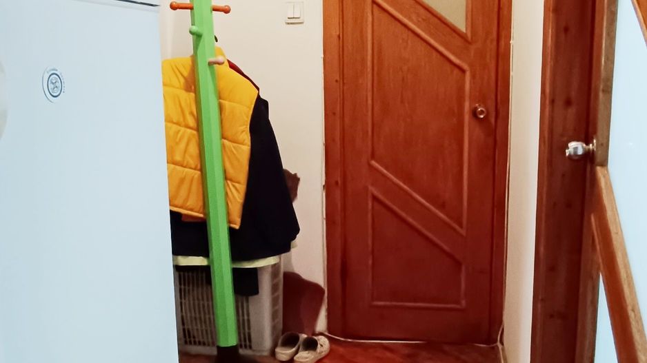 Apartament cu 3 camere decomandate,Carpatilor-Judetean - Poză 5