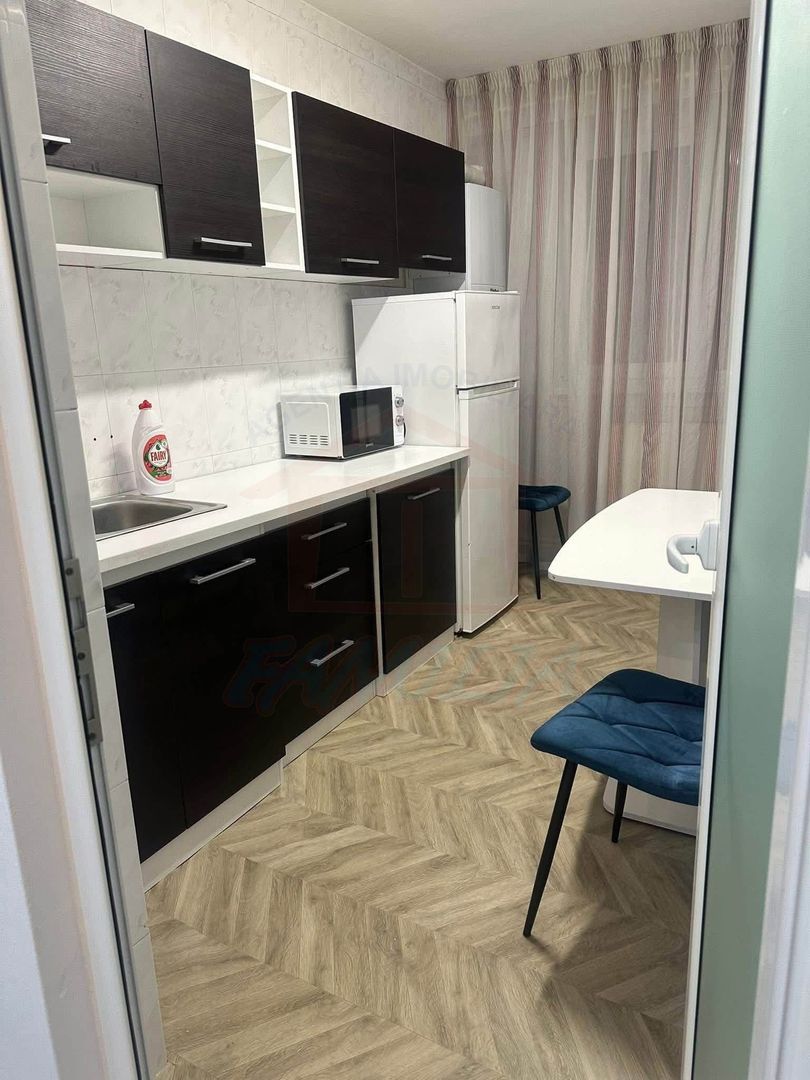 🏡 APARTAMENT CU 3 CAMERE DE ÎNCHIRIAT – MICRO 20 - Poză 4