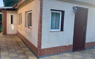 Floresti - Stoenesti, Jud. Giurgiu, vila + garaj + beci, teren 1000 mp - Poză 8