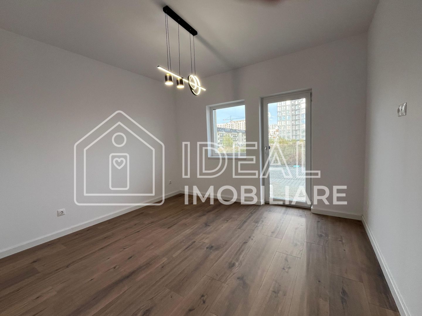 Apartamente 3 camere de vânzare – zona Prelungirea Doamna Stanca - Poză 5