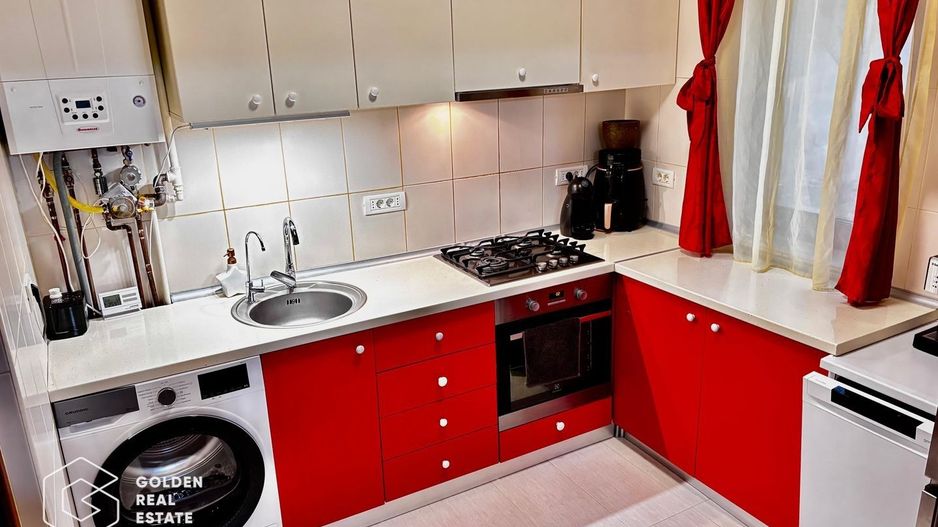 Apartament spatios la curte,  2 camere, complet renovat, Aradul Nou - Poză 7