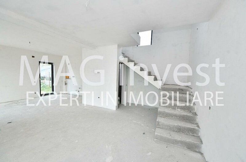 Vila noua in stil mediteranean  - Loc. Vanatori, Galati - Poză 8