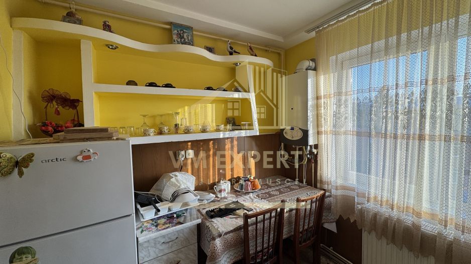 APARTAMENT 2 CAMERE ETAJ 4 VIȘOI CAMPULUNG - Poză 8