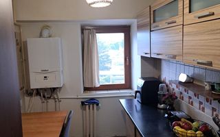 Apartament cu 2 camere decomandate, mobilat complet – Zona Baza 3, etaj 3/4 - Poză 5