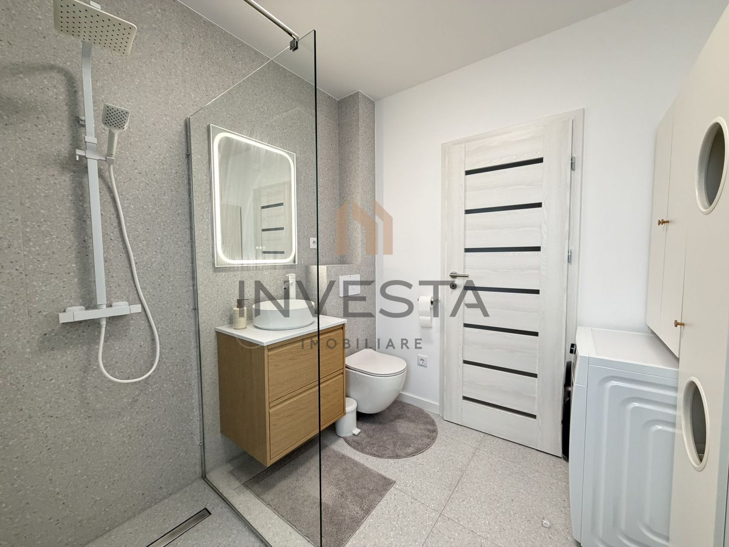 Apartament deosebit cu vedere spre oras- zona Alecu Russo - Poză 9