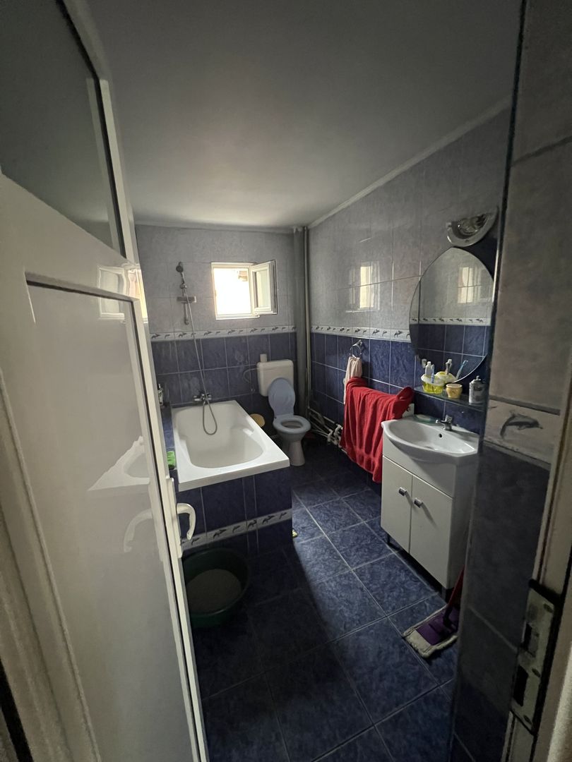 Vila  5 camere Pantelimon  mobilata utilata complet - Poză 9