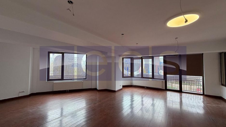 OPORTUNITATE INCHIRIERE SPATIU COMERCIAL | MALL VITAN | 131 MP | - Poză 3