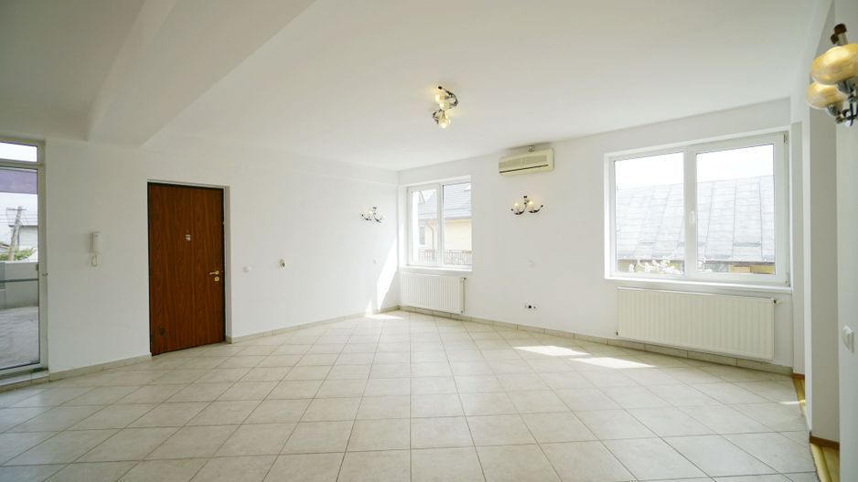 Vila Voluntari, stradal - Poză 25