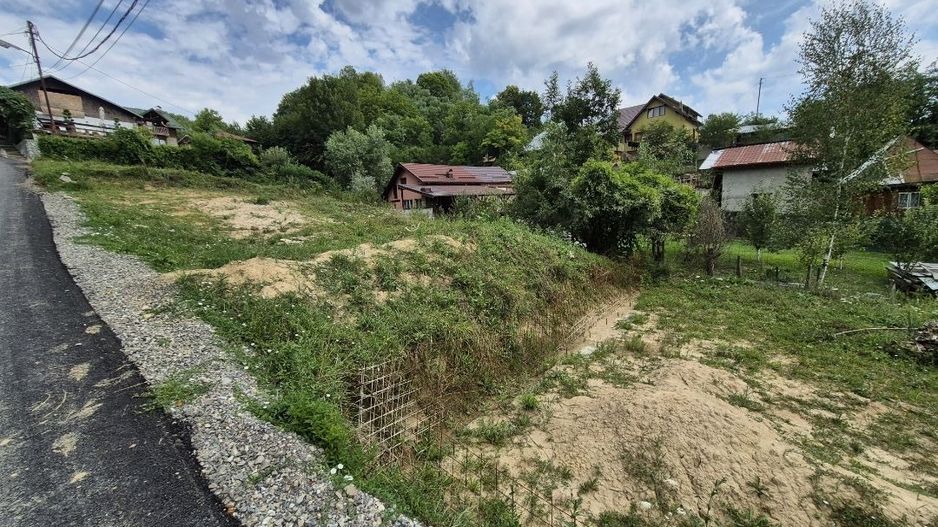 Teren intravilan-935 mp-dubla deschidere, Breaza-Valea Tarsei - Poză 9