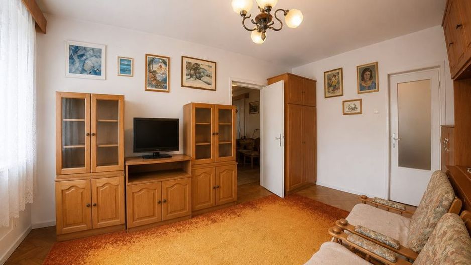 De Vânzare Apt 3 camere Careiului Satu Mare - Poză 1