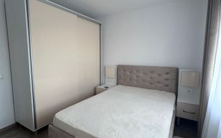 Spatios si gata de mutat | 2 camere | balcon + pivnita | Strand - Poză 1