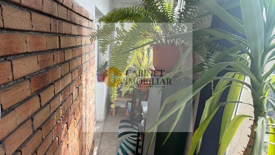 3 camere - 70MP | Decomandat | 2 Balcoane | Crangasi - Poză 12