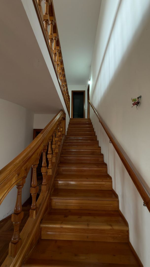 Pensiune Vila Prahova Breaza  10 camere | 3862 mp teren - Poză 38