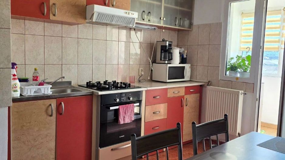 3 camere spatios, luminos 2 bai Transilvaniei - Poză 13