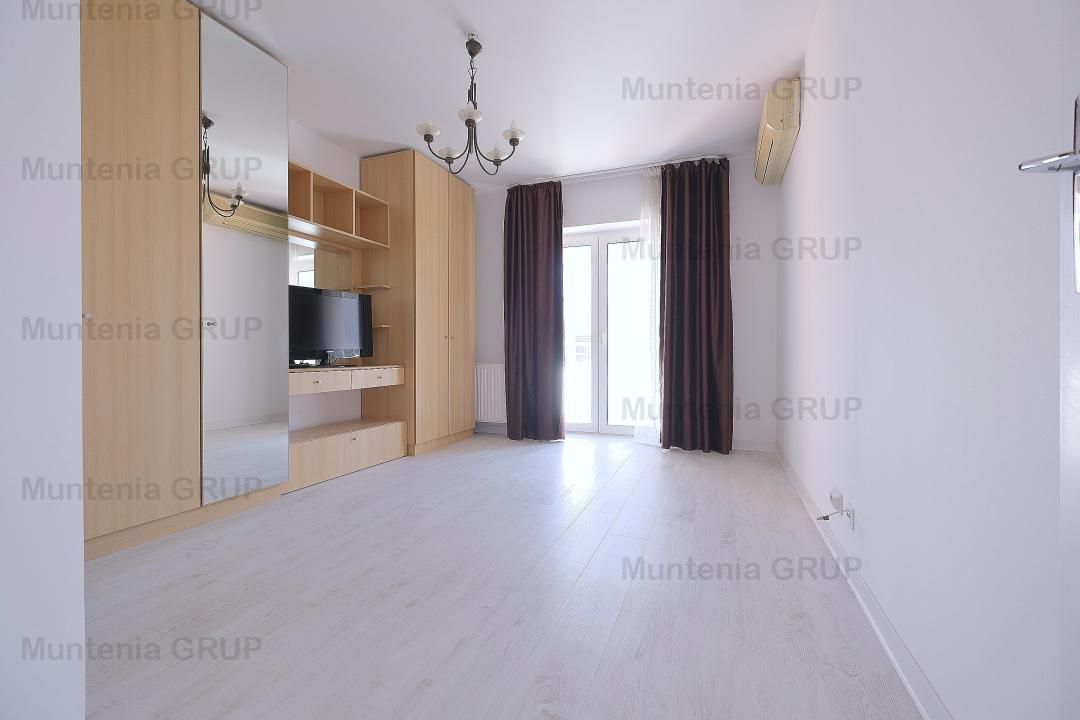 Aviatorilor - Uruguay, super penthouse, 4 camere, etaj 4 in bloc 2002 - Poză 12