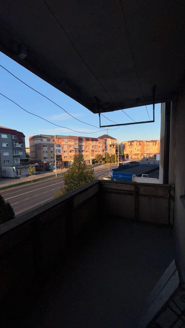 Apartament 3 camere de renovat la etaj 2 in Alba Iulia de Vânzare - Poză 8