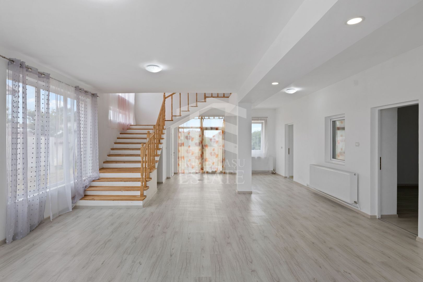 Casa individuala | P+M | Teren 1446 MP | Sup Ut 242 MP | COMISION 0% - Poză 7