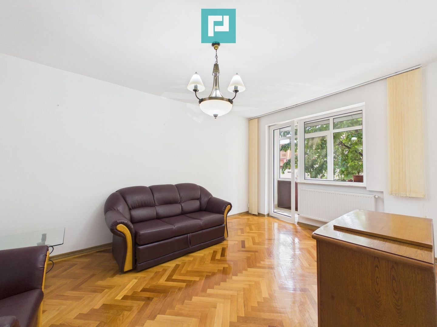 Apartament cu 3 camere decomandat, Str. Horia - Poză 2