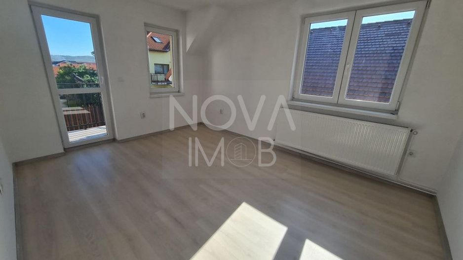 Casa tip duplex de inchiriat - nemobilata, zona Brana - Selimbar - Poză 6