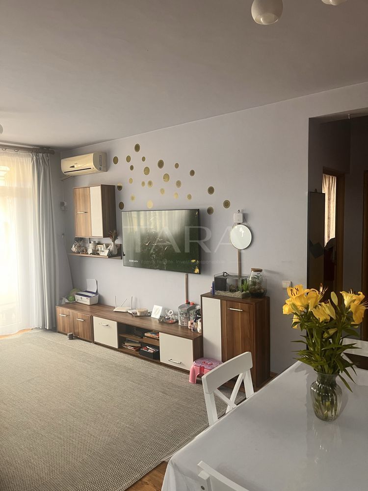 Apartament cu 3 camere, 2 băi și parcare privată, Apahida. - Poză 2