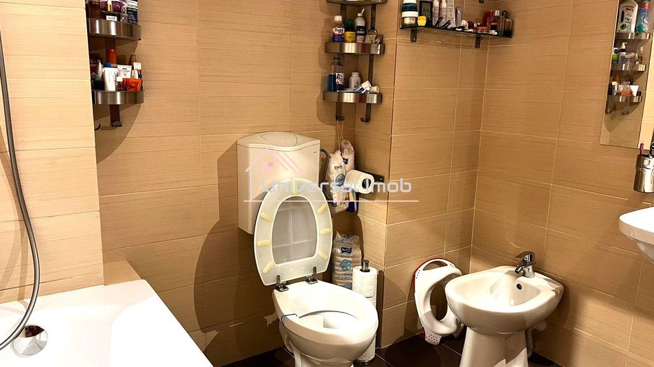 Apartament cu 2 camere decomandate, zona BMW - Poză 6