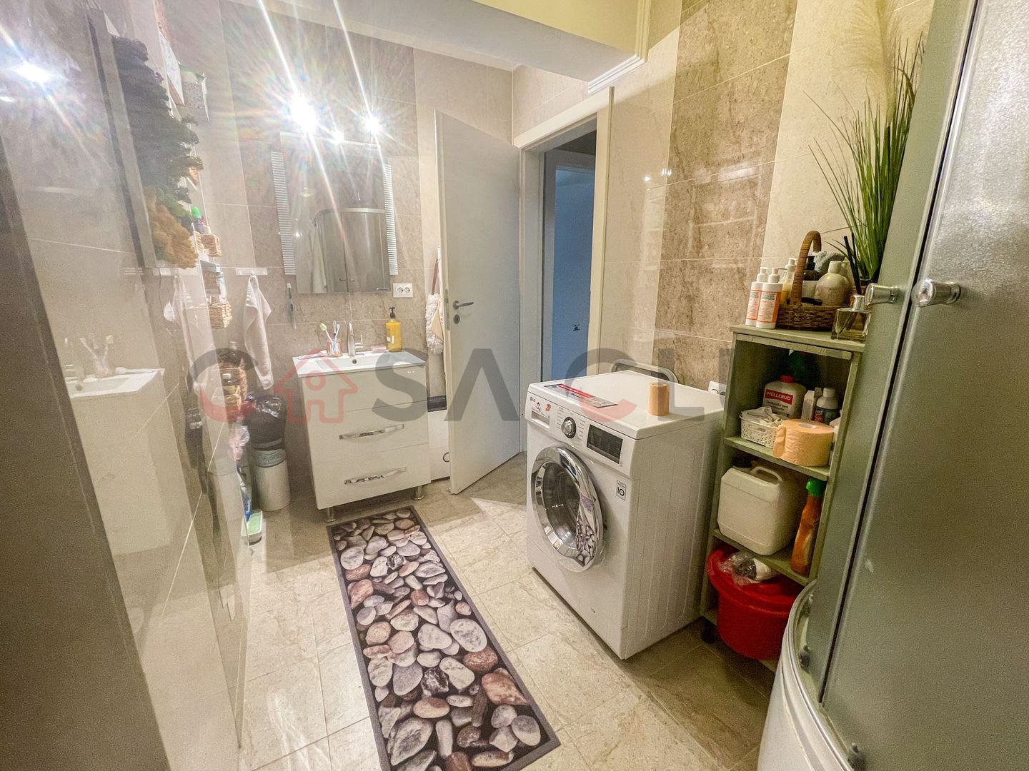 Apartament cu terasa generoasa si cu loc de parcare in subteran - view superb - Poză 7