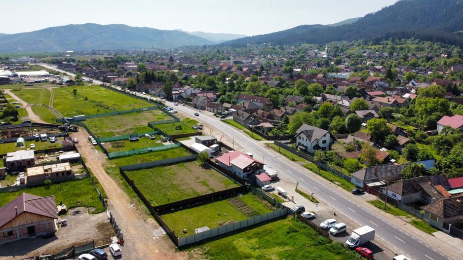 Teren intravilan 1108 mp Sacele, jud. Brasov - Poză 3