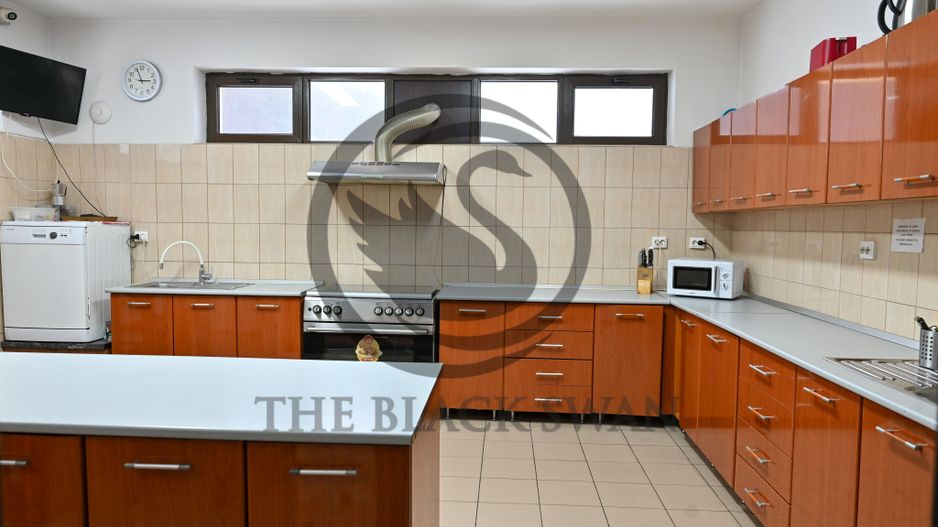 Pensiune la cheie de vanzare | 10 camere | Sacele, Brasov |Comision 0% - Poză 28