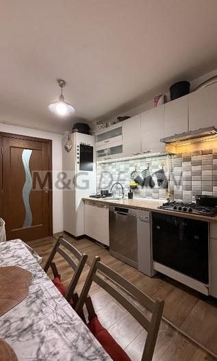 Apartament 3 camere decomandat - Poză 10