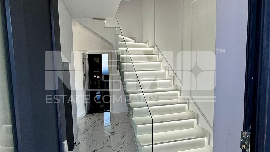 DUPLEX NOU I 4 CAMERE I 132mp I SUCEAVA I 150000euro I Dezvoltator - Poză 4