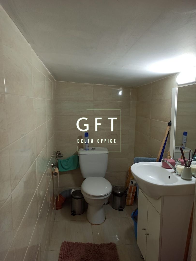 Apartament la casa 3 camere-curte-piscina-foisor-Zona Podul Jelnei - Poză 11